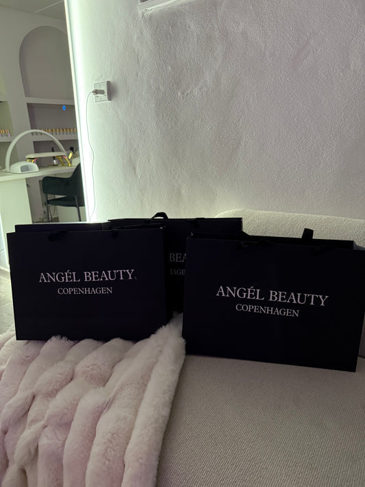 Creative Nail Art – Små designs & form (1 dag)