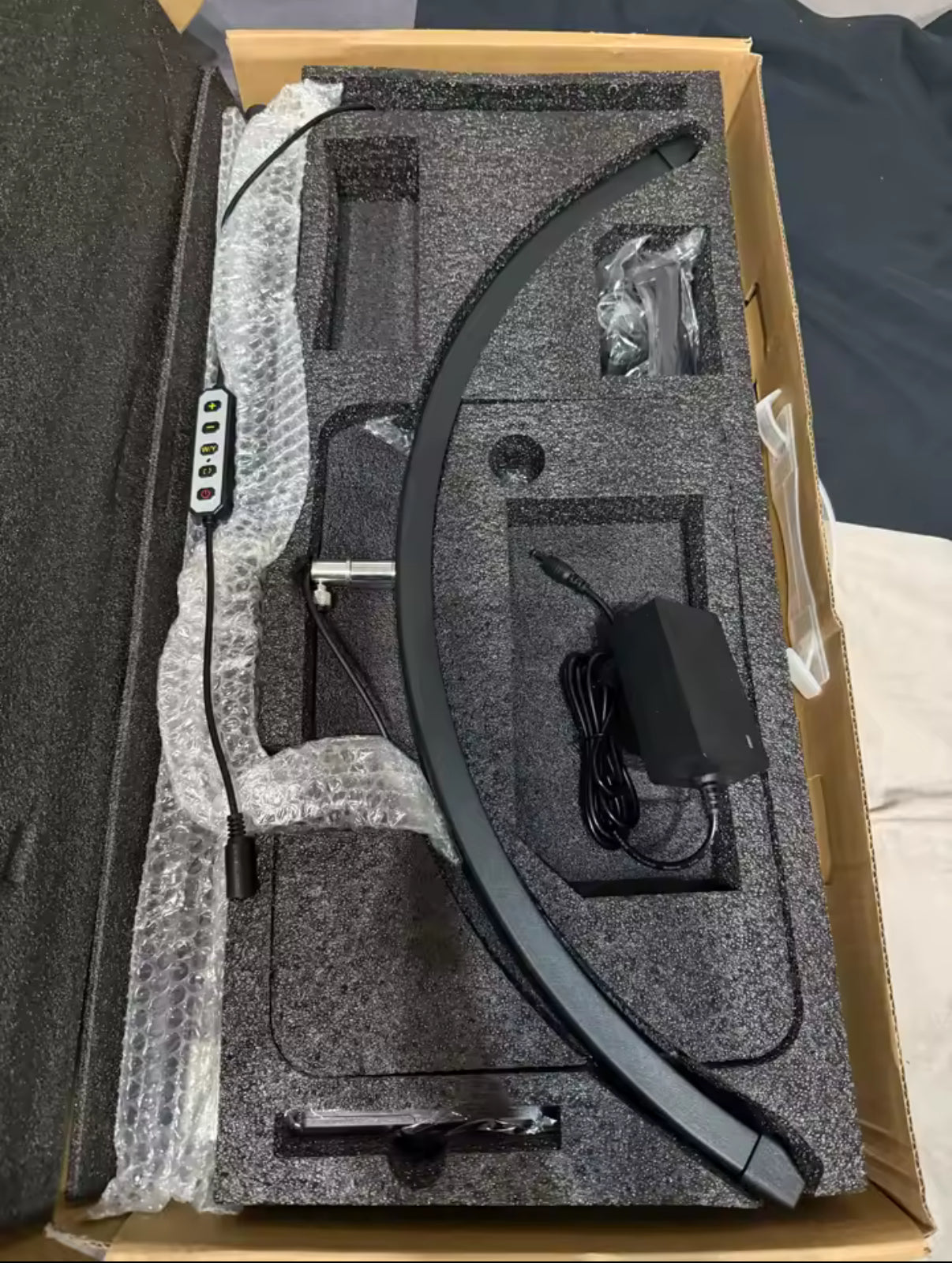 Angel Beauty – Professional LED Half Moon Lamp